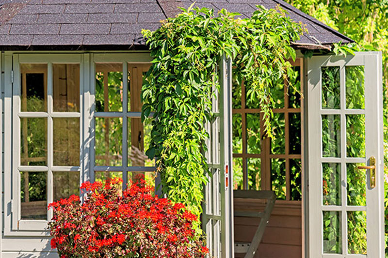 Oxshott-garden-buildings-summerhouses.jpg