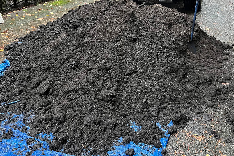 compost-suuplied-to-cobham.jpg