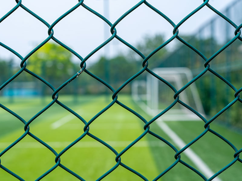 Arris Fence panels installed in Cobham by CS Gardens