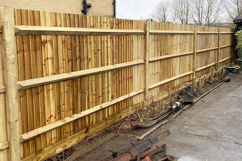 Oxshott-panel-fencing-servces.jpg